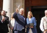 Recepci�n de autoridades y falleros en el Palacio Consistorial