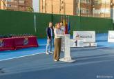 Visita a las nuevas pistas de tenis del Pabell�n Central y clausura del curso de la Escuela municipal de tenis