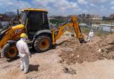 Labores de limpieza y descontaminaci�n en parcela de Los Mateos. Junio, 2026.