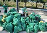 Los vecinos de Vista Alegre retiran m�s de 300 kilos de residuos en una jornada de convivencia y limpieza ambiental